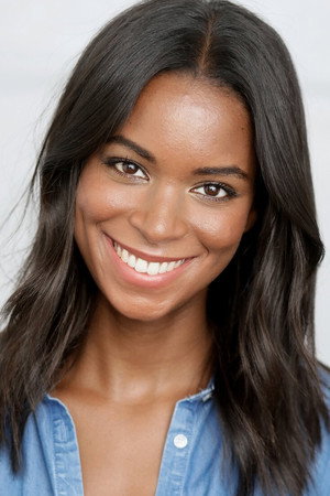 Photo of Caroline Harris from the Latest Netflix gallery