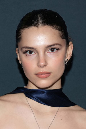 Photo of Inde Navarrette from the Latest Netflix gallery