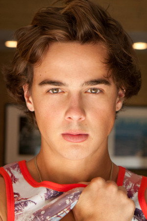 Photo of Justin Owen from the Latest Netflix gallery