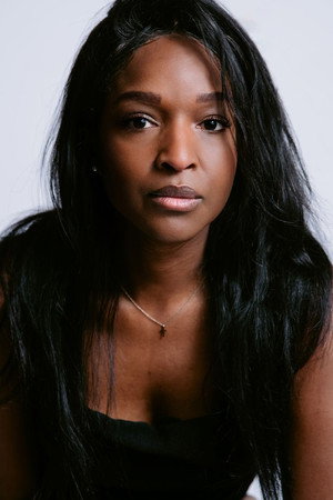 Photo of Rochelle Deekman from the Latest Netflix gallery