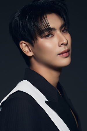 Photo of Thanathat Kuangthung from the Latest Netflix gallery