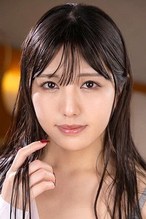 Photo of Shiori Kuraki from the Latest Netflix gallery