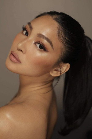 Nadine Lustre photo