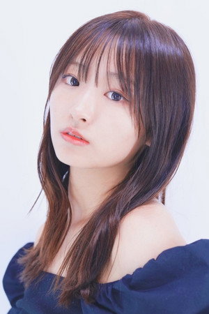 Photo of Risa Hinami from the Latest Netflix gallery