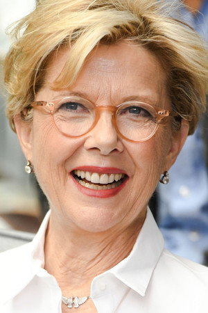 Annette Bening photo