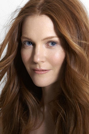 Darby Stanchfield photo