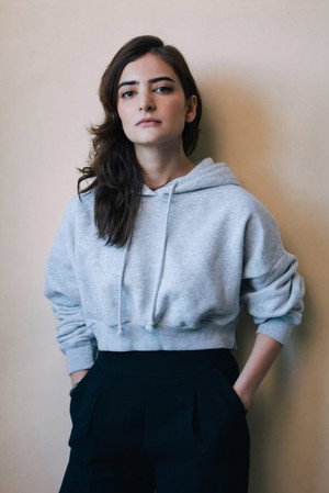 Photo of Jasmin Mozaffari from the Latest Netflix gallery