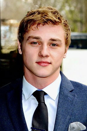 Ben Hardy photo