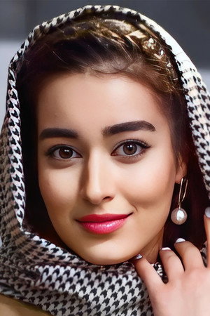 Photo of Mahlagha Meynoosh Zad from the Latest Netflix gallery