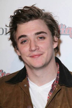 Kyle Gallner photo