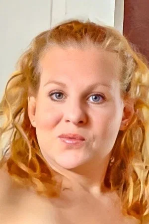 Photo of Kelli Howard from the Latest Netflix gallery