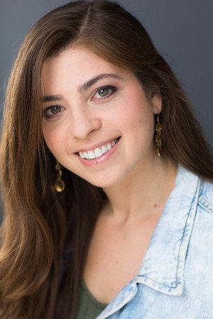 Photo of Emily Rosenfield from the Latest Netflix gallery