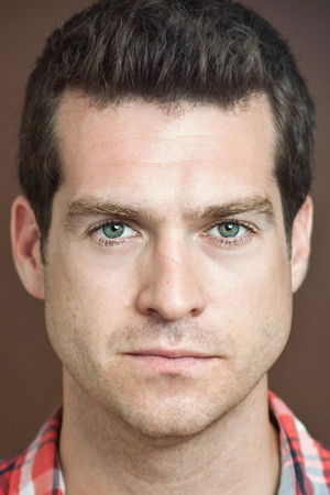 Zachary Bennett photo