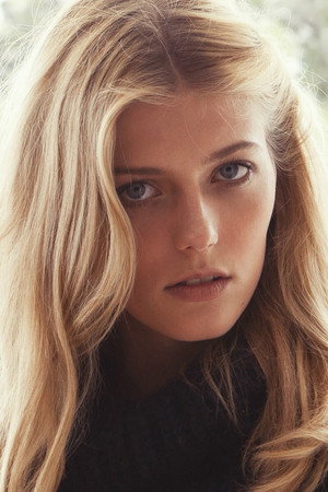 Photo of Léa Rostain from the Latest Netflix gallery