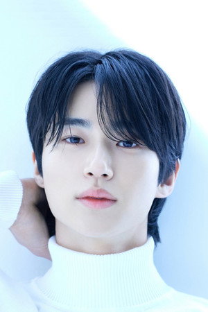 Byeon Woo-seok photo