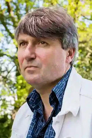 Photo of Simon Armitage from the Latest Netflix gallery