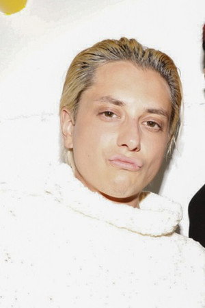 Photo of Paco Amoroso from the Latest Netflix gallery