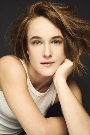 Photo of Shannon Spangler from the Latest Netflix gallery