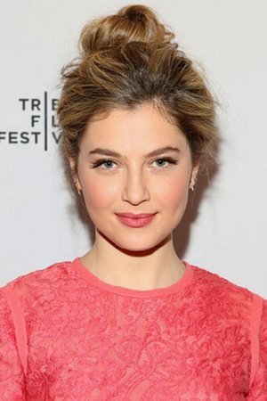 Zoe Levin photo