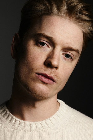 Freddie Fox photo