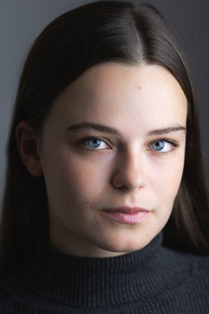 Photo of Alaïs Lawson from the Latest Netflix gallery