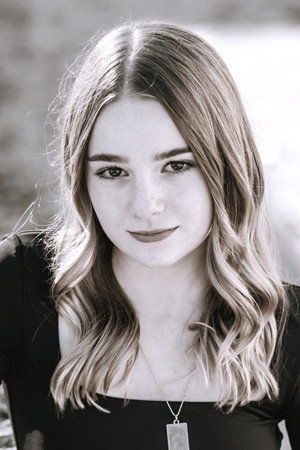 Photo of Averie Peters from the Latest Netflix gallery