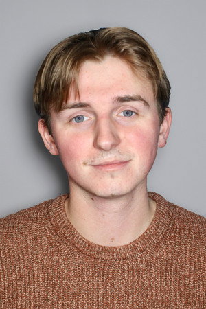 Photo of Garrett Sessoms from the Latest Netflix gallery