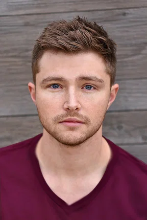 Photo of Sterling Knight from the Latest Netflix gallery