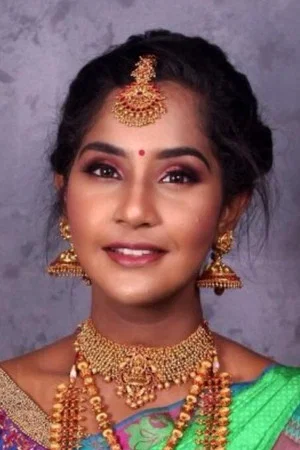 Photo of Naksha Saran from the Latest Netflix gallery