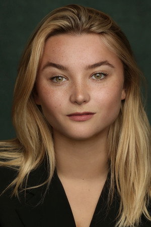 Photo of Georgie Banks from the Latest Netflix gallery