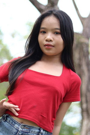 Photo of Renata Ocha from the Latest Netflix gallery