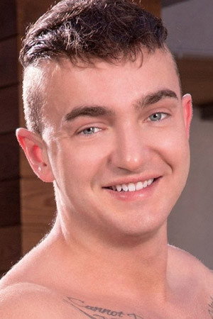 Photo of Jake Ashford from the Latest Netflix gallery