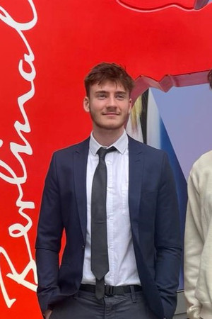 Photo of Joseph Ringland from the Latest Netflix gallery