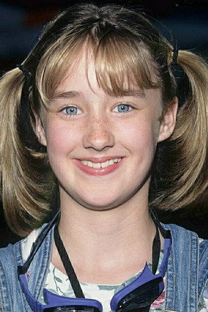 Ashley Johnson photo