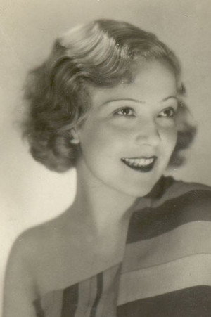 Photo of Mártha Eggerth from the Latest Netflix gallery