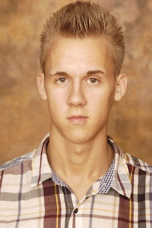 Photo of Chris Hollander from the Latest Netflix gallery