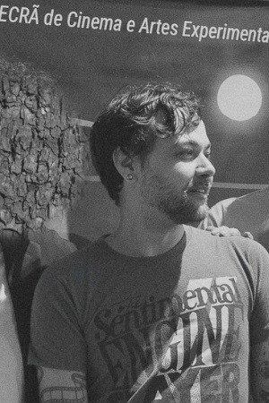 Photo of Pedro Tavares from the Latest Netflix gallery