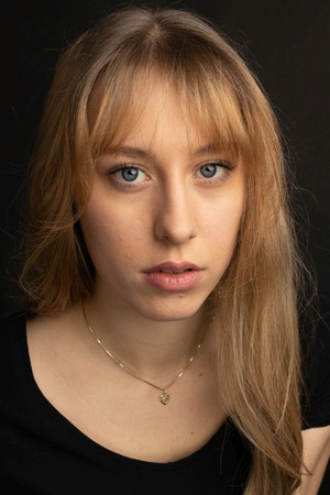 Photo of Bianca Foscht from the Latest Netflix gallery