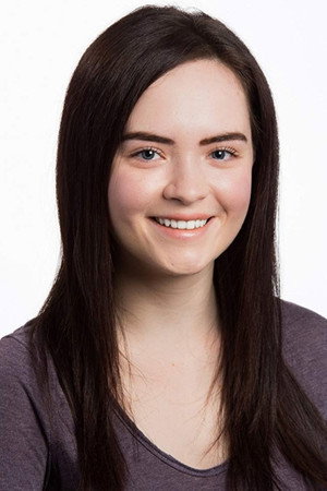 Photo of Robyn Delaney from the Latest Netflix gallery