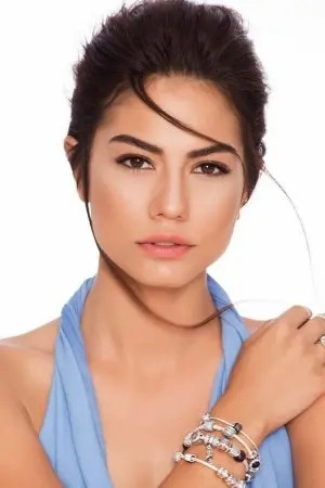 Demet Özdemir photo