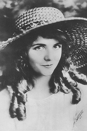 Photo of Olive Thomas from the Latest Netflix gallery