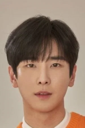 Photo of 김도은 from the Latest Netflix gallery