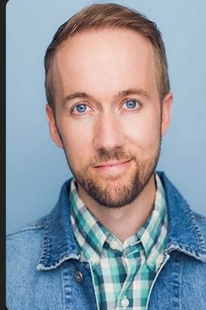 Photo of Simon Pearl from the Latest Netflix gallery