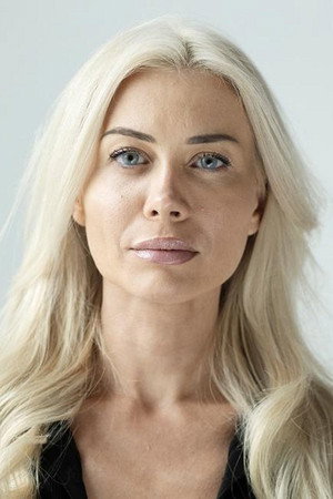 Photo of Katherine Diez from the Latest Netflix gallery