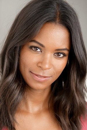 Photo of Caroline Harris from the Latest Netflix gallery