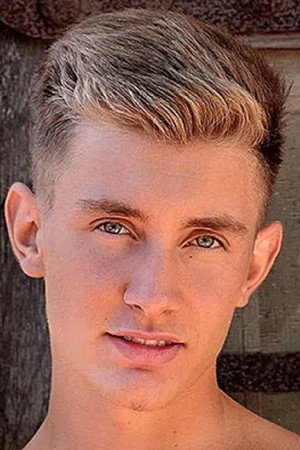 Photo of Riis Erikson from the Latest Netflix gallery