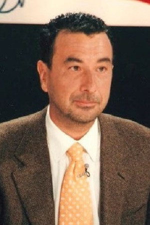 José Luis Garci photo