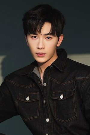 Photo of Yan Zixian from the Latest Netflix gallery