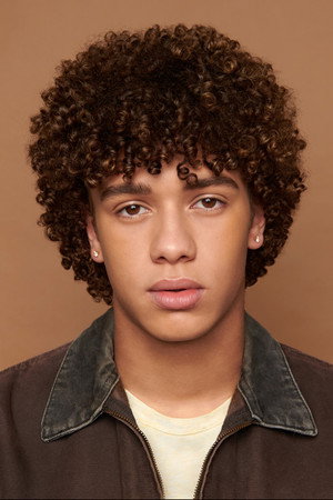 Photo of Nathaniel Buescher from the Latest Netflix gallery