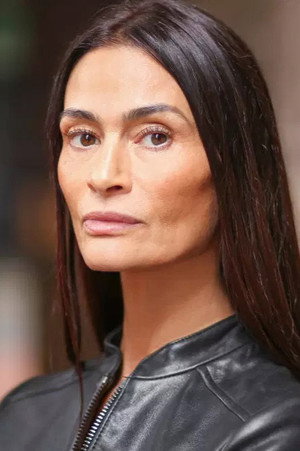 Charlotte Lewis photo